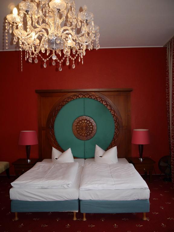 Altstadthotel Am Theater Chociebuż Pokój zdjęcie