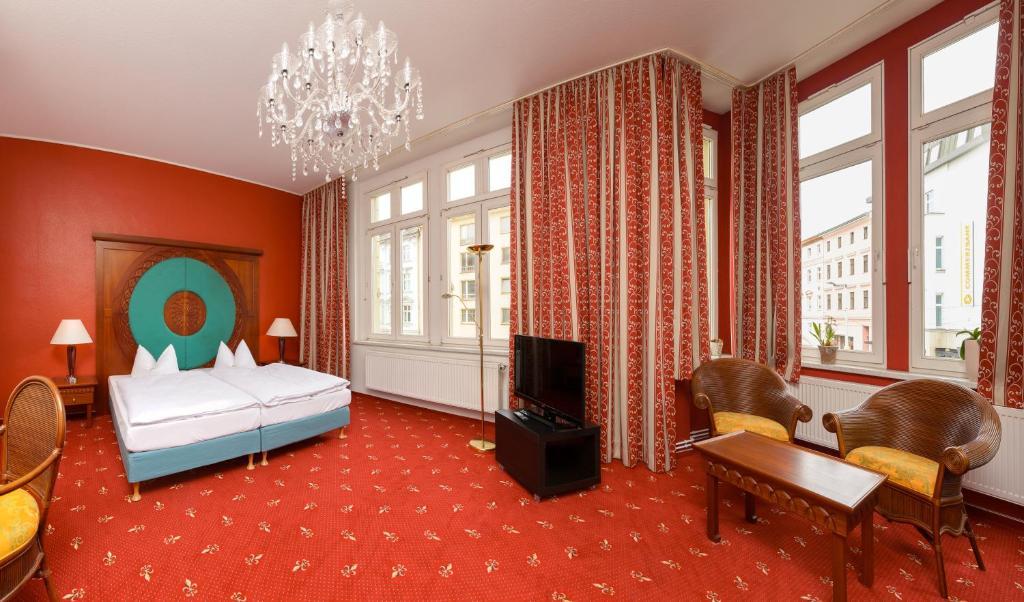 Altstadthotel Am Theater Chociebuż Pokój zdjęcie